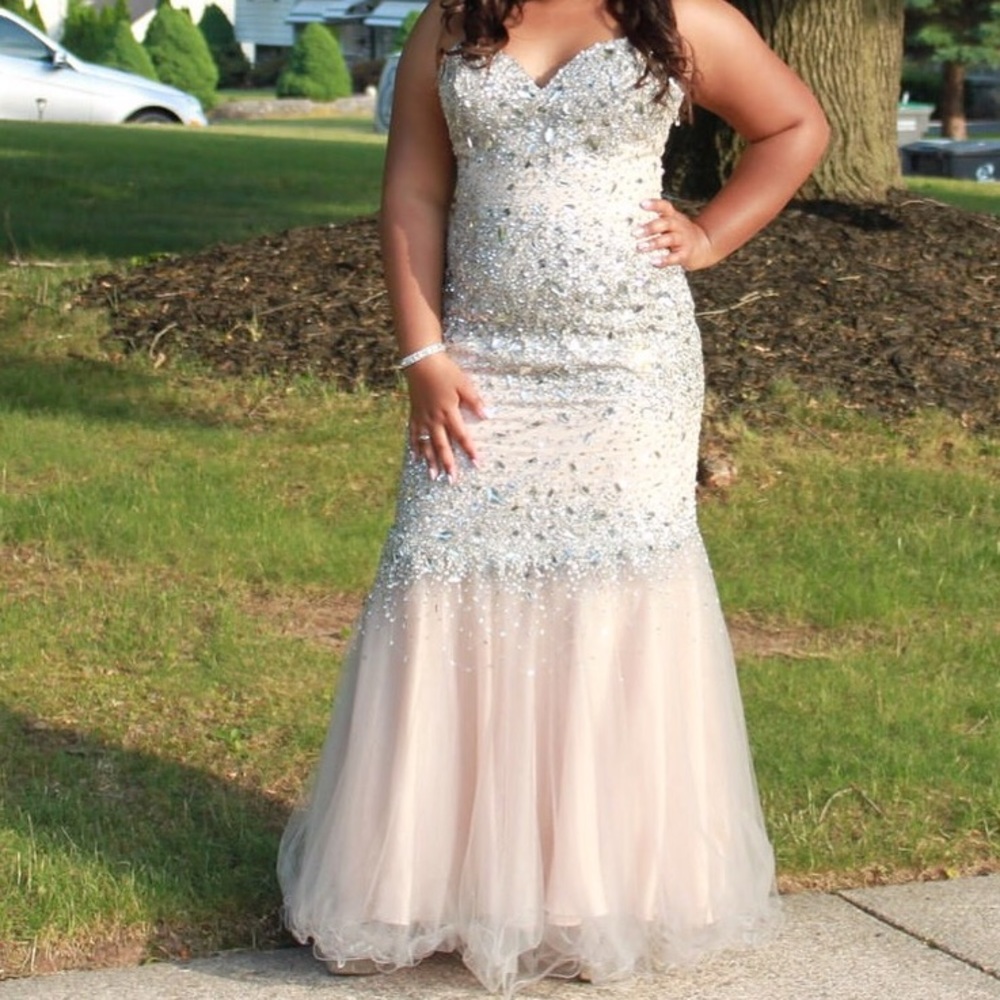 Prom dress